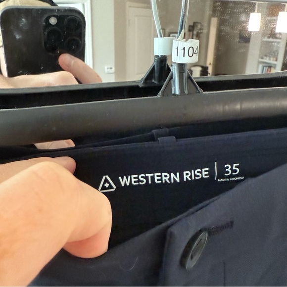 Men’s Western Rise Shorts Size 35 Color Navy Blue - Picture 3 of 4